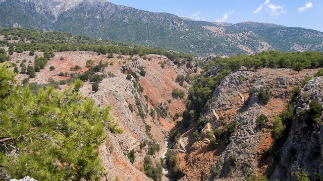 In Aradaina you will find the highest bridge for bungee jumping in Greece. Jump if you dare!