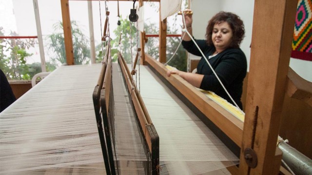 Houdetsi Weaving Center