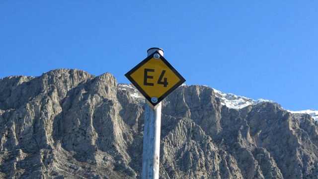 E4 signs will lead you to more secret places...