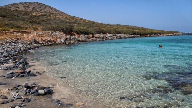 Κολυμπώντας δίπλα στα αρχαία